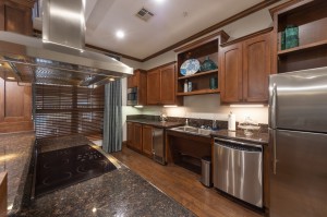 Apartments for Rent in Northwest Houston, Texas - Clubhouse Kitchen