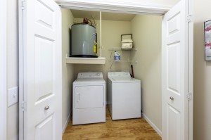 Two Bedroom Apartments for Rent in Northwest Houston, Texas - Model Laundry Room                                                 