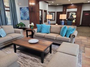 Apartments for rent in Northwest Houston, Texas - Clubroom Seating Area